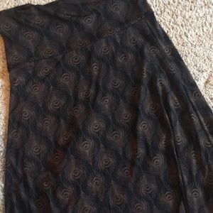 Elegant Lularoe Feather print maxi skirt